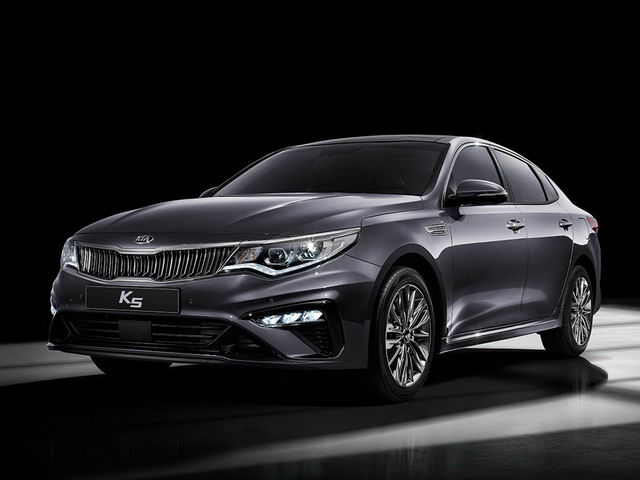 Kia K5 2019 được nâng cấp cải tiến nhẹ - 1