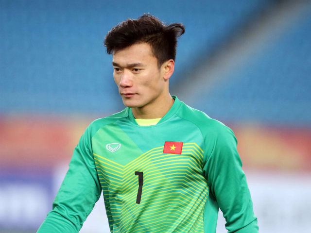 Bóng đá - Tiến Dũng cản phá xuất thần 90 phút: U23 Uzbekistan nản lòng