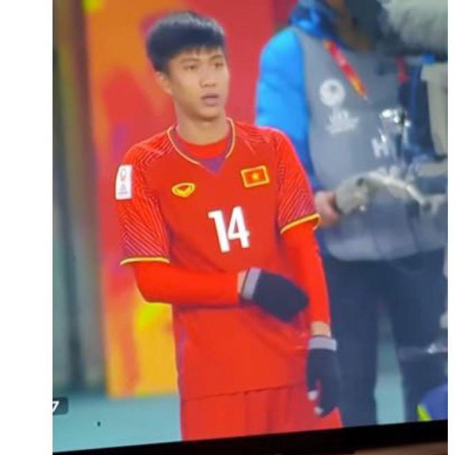 Nhờ khoảnh khắc đẹp như MV, U23 Việt Nam còn 2 soái ca ngời ngời nữa - 11
