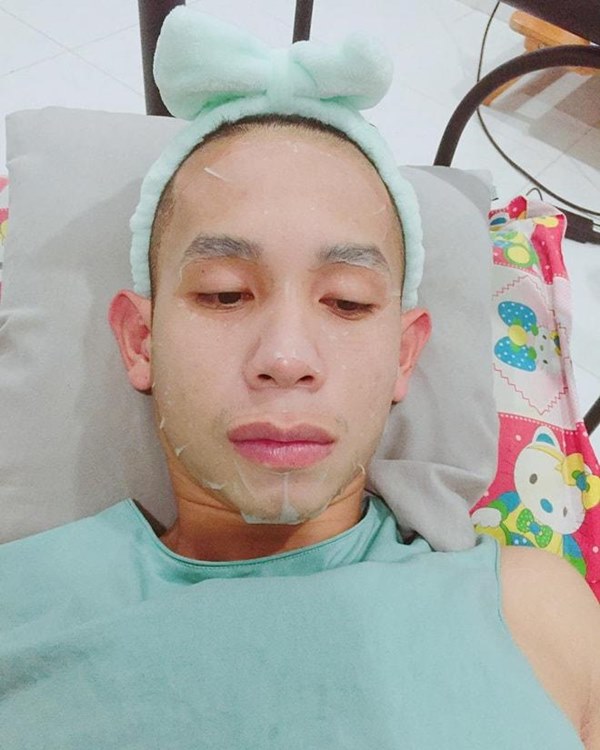 &#34;Phát cuồng&#34; khi Hồng Duy không quên bán mỹ phẩm, làm đẹp dù U23 Việt Nam thắng hay thua - 4