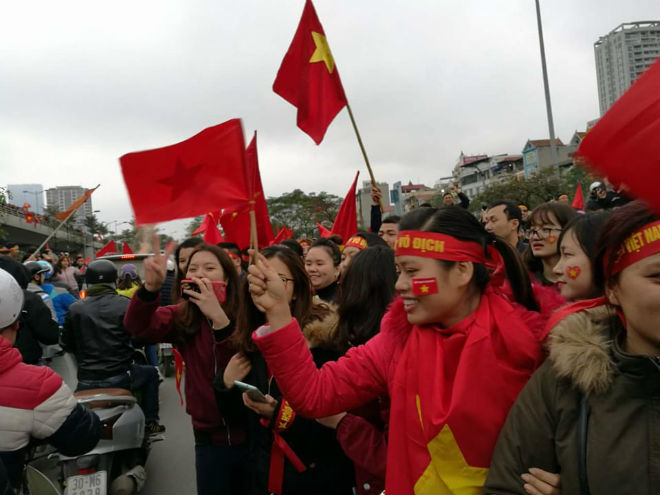 U23 Việt Nam về nước: Hành trình rực sắc đỏ, triệu fan hân hoan đón - 5