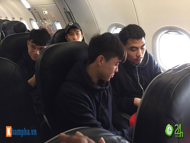 U23 Việt Nam về nước: Hành trình rực sắc đỏ, triệu fan hân hoan đón - 6