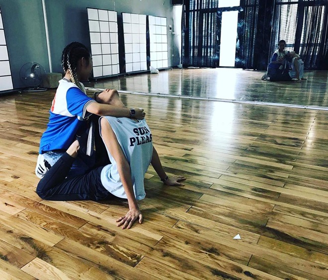 Nỗ lực để có thân hình đồng hồ cát của người đẹp Hà Thành dị ứng thịt - 2