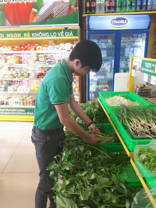 18 tuổi: cặp song sinh làm quản lý siêu thị bán hàng tiêu dùng có tiếng tại TP.HCM - 2