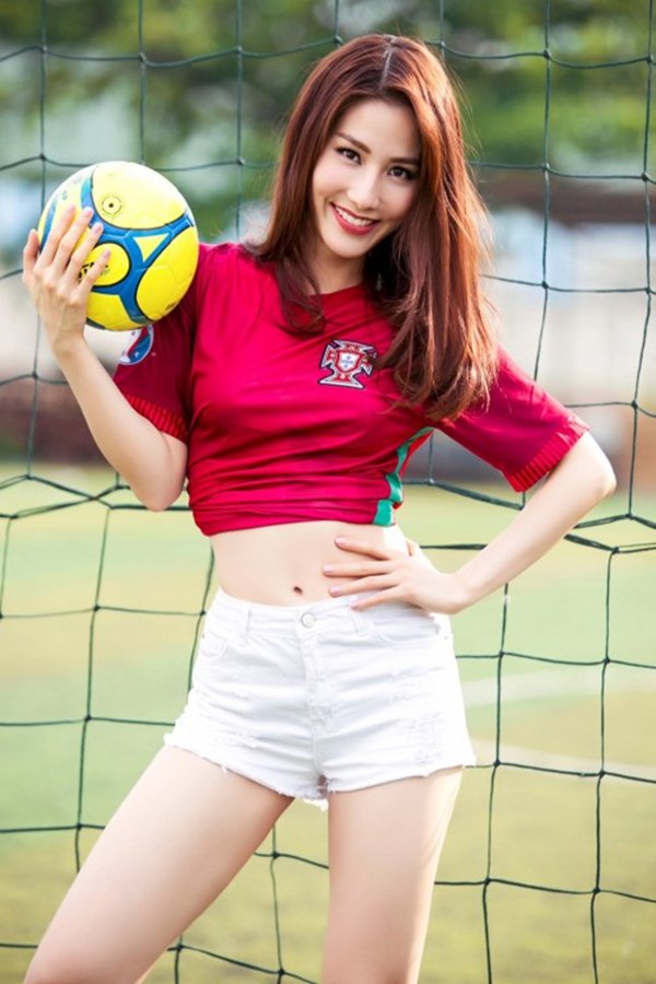 Đây có phải là các "nữ cầu thủ" xinh đẹp nhất nhì Việt Nam? - 7