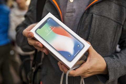 Dùng chiêu &#34;độc&#34; 2 lần lừa Viễn Thông A để lấy Iphone X - 1