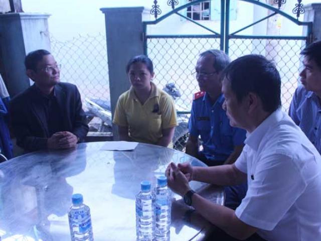 Tin tức trong ngày - Nhói lòng cô dâu "chưa mặc áo cưới đã đeo khăn tang"