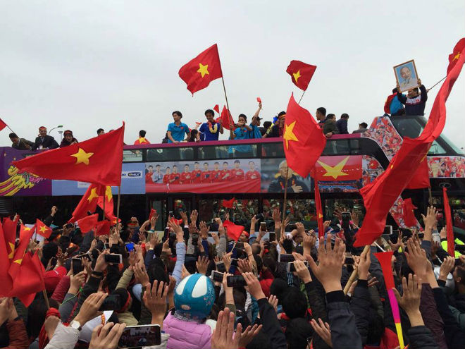 U23 Việt Nam: Thua chung kết châu Á để giữ đôi chân trên mặt đất - 1