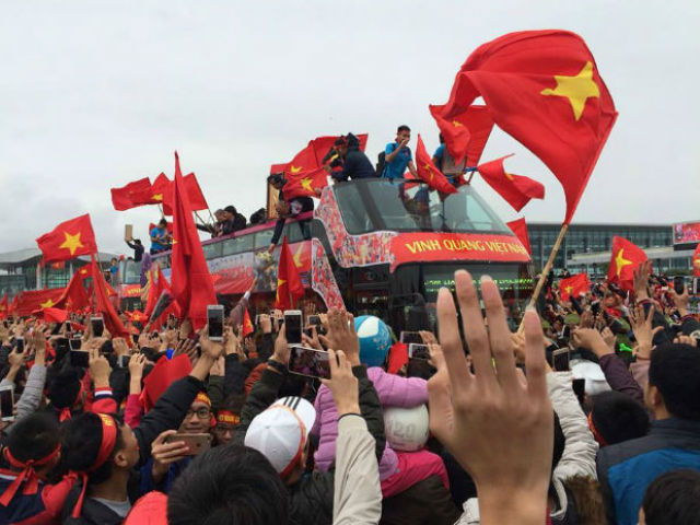 U23 Việt Nam: Thua chung kết châu Á để giữ đôi chân trên mặt đất