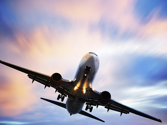 Máy bay ”rơi vào” vùng nhiễu động liệu có quá nguy hiểm?