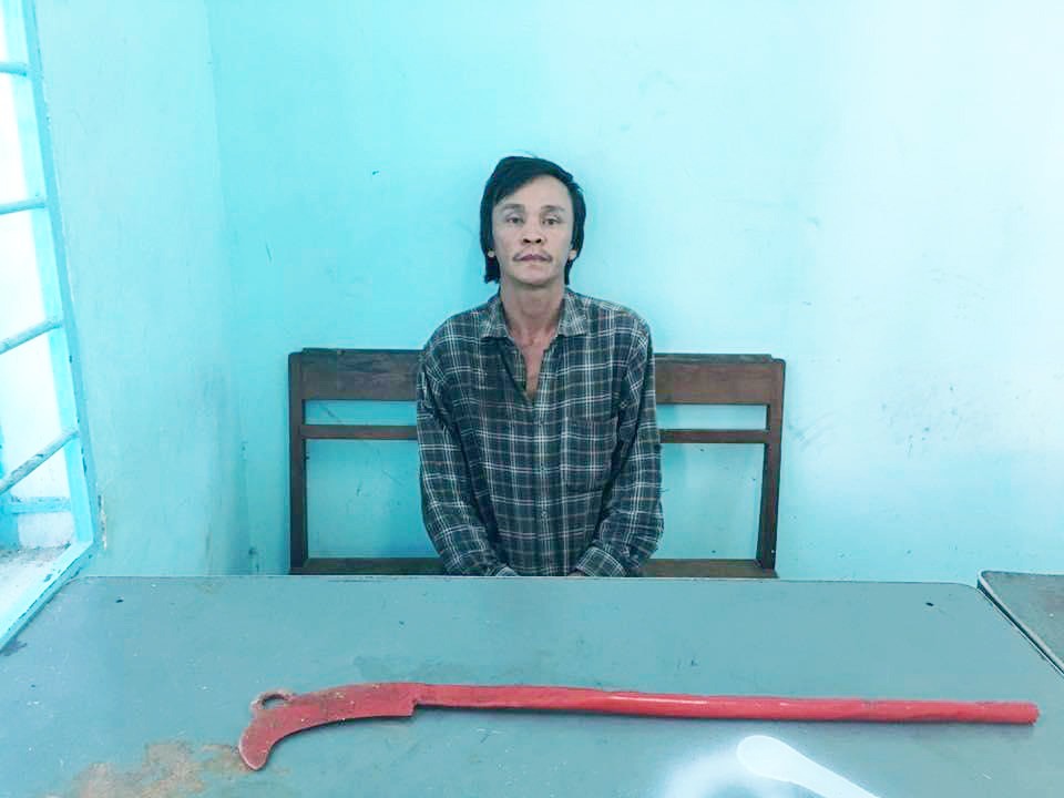 Tài xế dừng ô tô “nói chuyện” với người đi xe máy, 1 người tử vong - 1