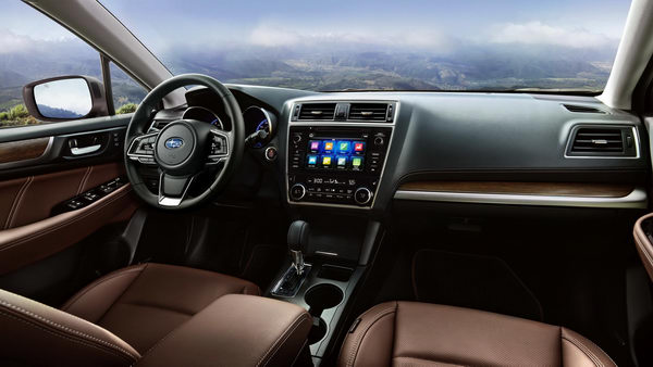 Subaru Outback 2018 có giá 1,4 tỷ đồng - 3