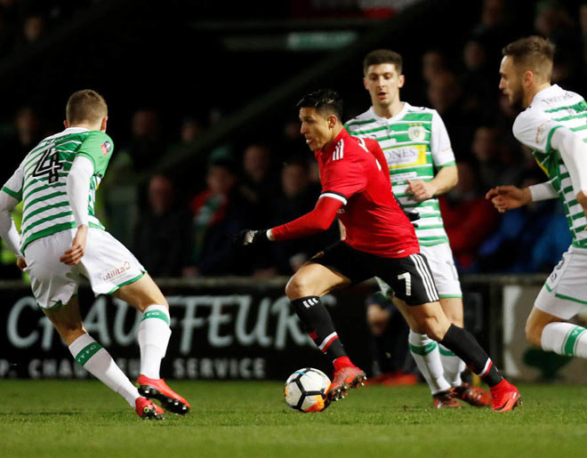 Chi tiết MU - Huddersfield: Thực dụng giữ 3 điểm (KT) - 11