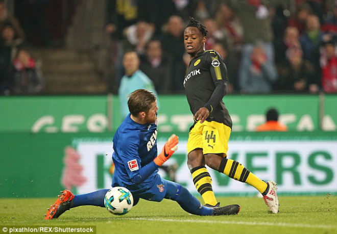 Cologne - Dortmund: Tân binh tỏa sáng, rượt đuổi 5 bàn - 1