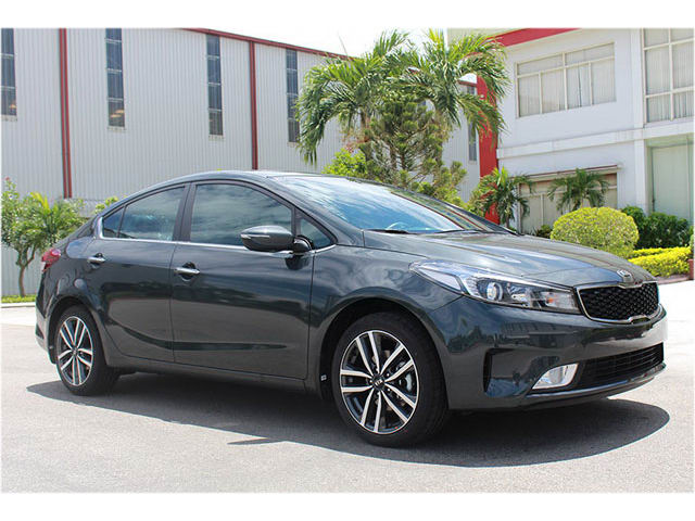 Tư vấn - Người Việt mua hơn 21.000 xe Kia trong năm 2017