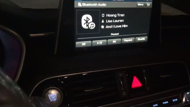 Genesis G70 đầu tiên về Việt Nam - 2