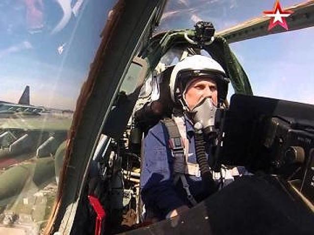 Thế giới - Truyền thông phương Tây ngưỡng mộ sự can đảm của phi công Su-25