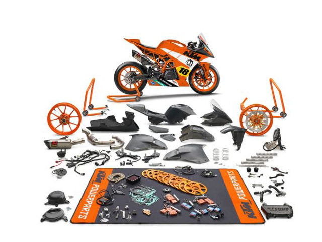 KTM RC 390 R mới ”siêu chất” cùng gói kit SSP300