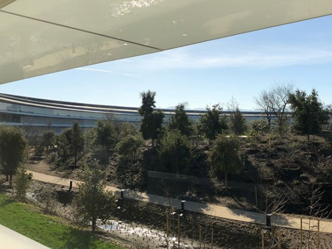Những hình ảnh hoành tráng đầu tiên về Apple Park - 4