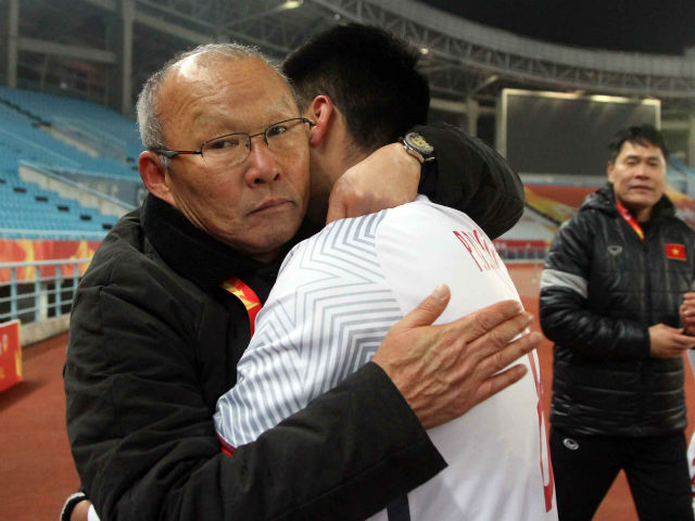 Bóng đá - U23 VN: Kém tiếng Việt, HLV Park Hang Seo dùng chiêu "độc" nhớ tên học trò