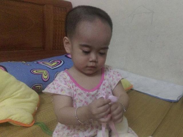 Tin tức trong ngày - Bé gái 4 tuổi sống nhờ băng vệ sinh và bao cao su bây giờ ra sao?