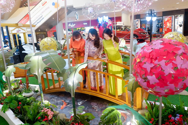 Người Sài Gòn nhộn nhịp sắm Tết - 5