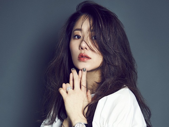 Phim - Xô xát với đạo diễn, Á hậu Hàn Quốc rút khỏi bộ phim ăn khách