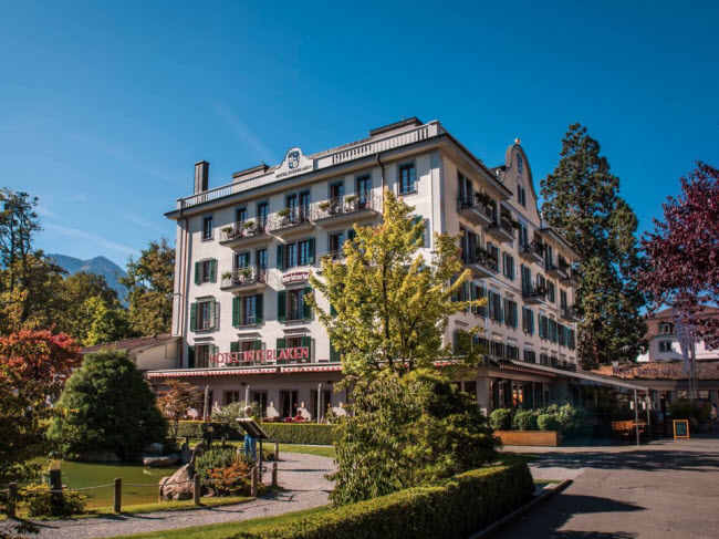 Hotel Interlaken, Interlaken, Thụy Sĩ (Năm 1323): Khách sạn ban đầu là một bệnh viện trước khi trở thành nhà khách vào năm 1323.