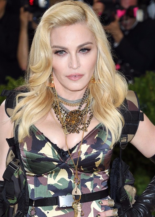 Dụng cụ làm đẹp kỳ quái của nữ hoàng nhạc Pop Madonna - 2