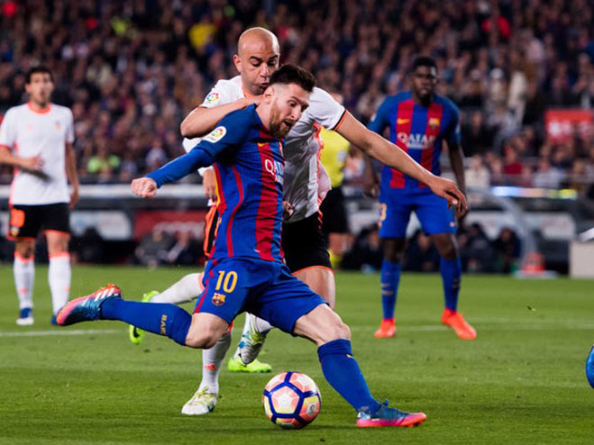 Valencia – Barcelona: Messi sung mãn, chờ đại phá “hang Dơi” - 1