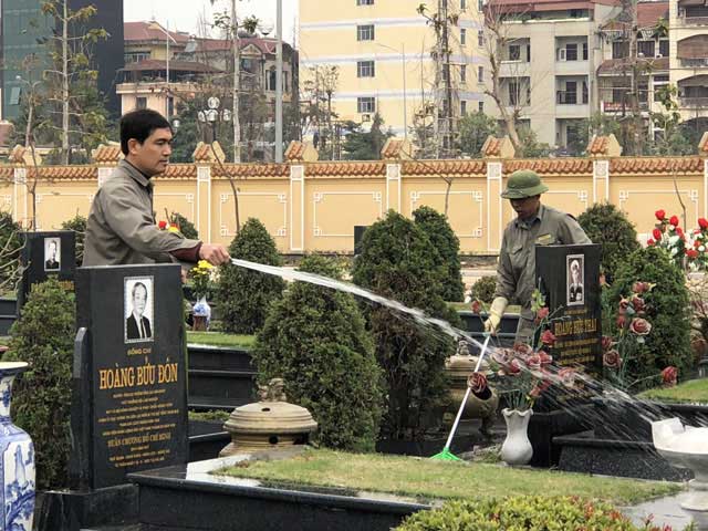 Rưng rưng chiều cuối năm ở nghĩa trang Mai Dịch - 2