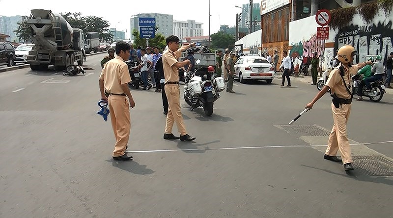 Xe bồn vào nội thành gây chết người: CSGT nói gì? - 2
