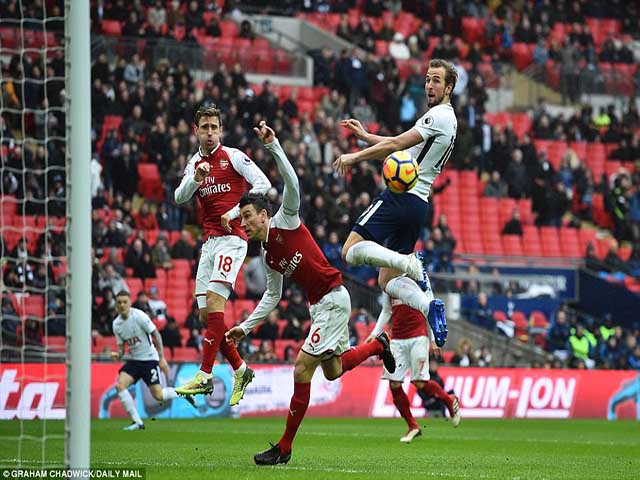 Góc chiến thuật Tottenham - Arsenal: Vỡ vụn bởi pressing, “hung thần” Harry Kane