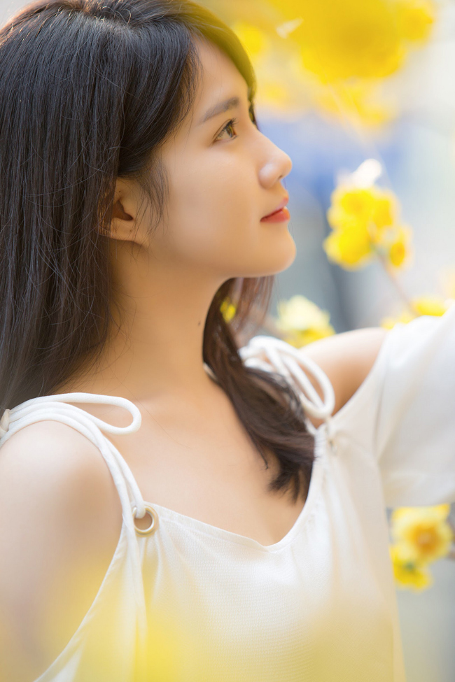 Cô rất thích hưởng thụ không khí bình lặng, yên ả của Sài thành mỗi dịp Tết về.&nbsp;