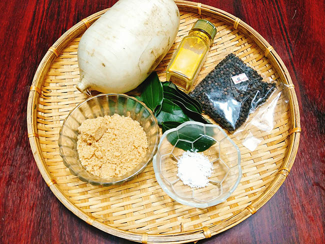 Giải ngán ngày Tết với củ cải muối vàng chua ngon hấp dẫn - 2