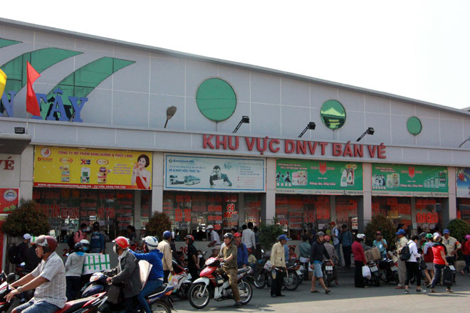 Người miền Tây rồng rắn rời Sài Gòn về quê đón Tết - 10