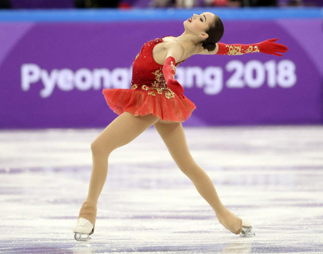  Alina Zagitova cũng vừa xuất sắc đoạt HCV Olympic Mùa đông năm nay.