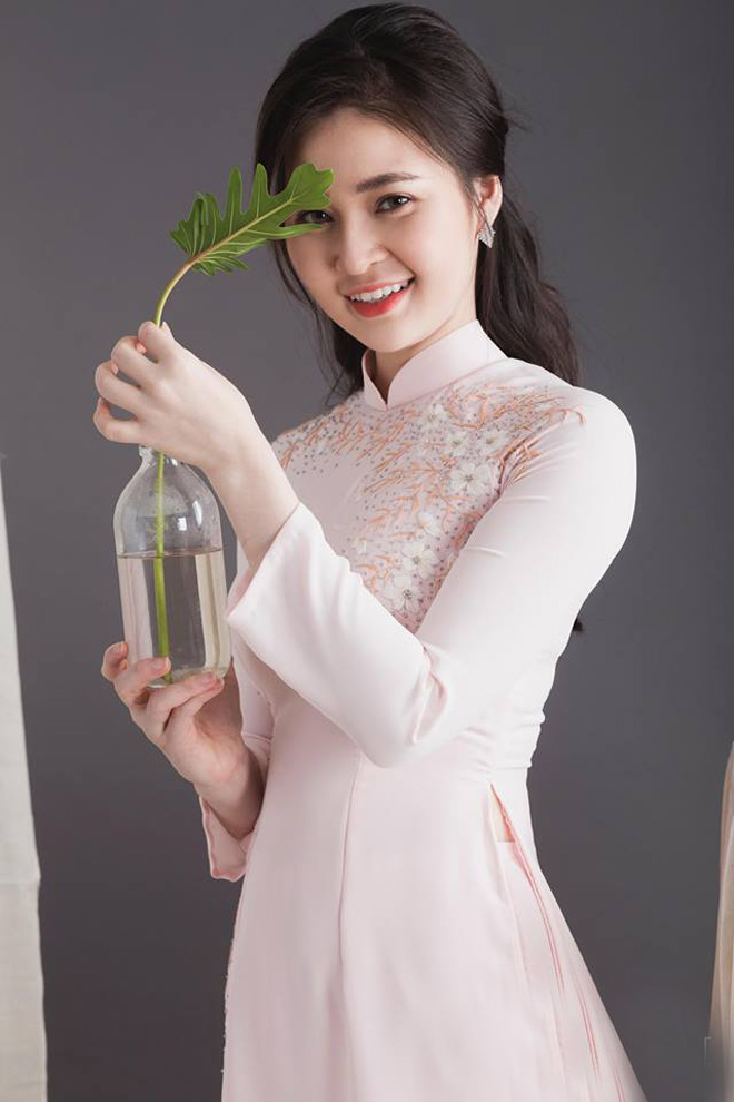 Không cần sexy, hot girl Đà Nẵng vẫn cuốn hút bất ngờ với áo dài xuân - 7