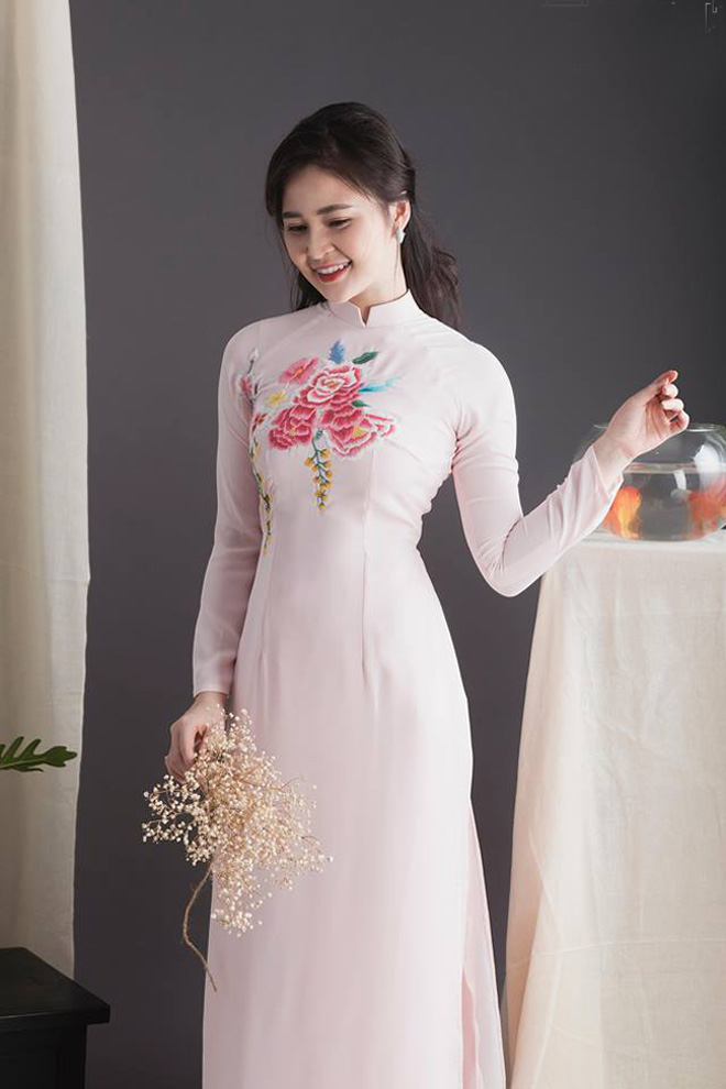 Không cần sexy, hot girl Đà Nẵng vẫn cuốn hút bất ngờ với áo dài xuân - 5