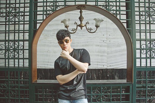 Nathan Lee điển trai như tài tử, xuống phố với loạt đồ hiệu - 9