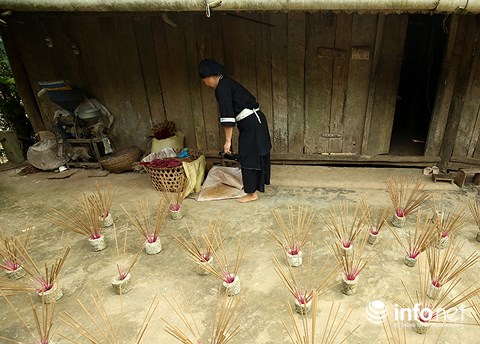 Làng hương lưng chừng núi rộn ràng vào Tết - 4