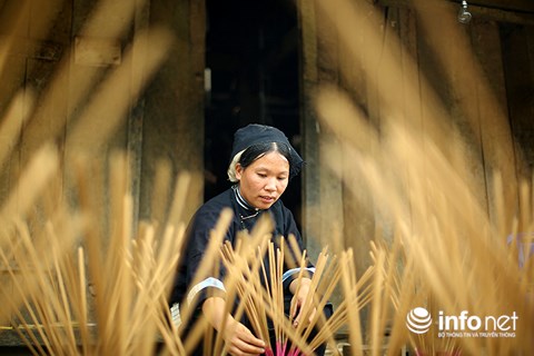 Làng hương lưng chừng núi rộn ràng vào Tết - 8