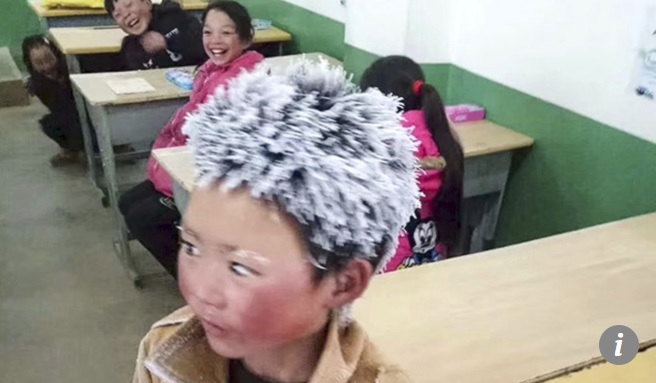Điều ước của “cậu bé tóc băng” TQ: Muốn được mẹ đánh! - 2