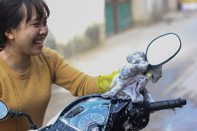 Rửa xe ở quê ngày Tết: Một ngày công bằng vài tạ thóc - 7