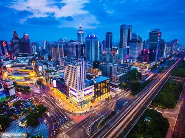 Từ làng chài nghèo thành siêu đô thị phát triển nhanh nhất Trung Quốc