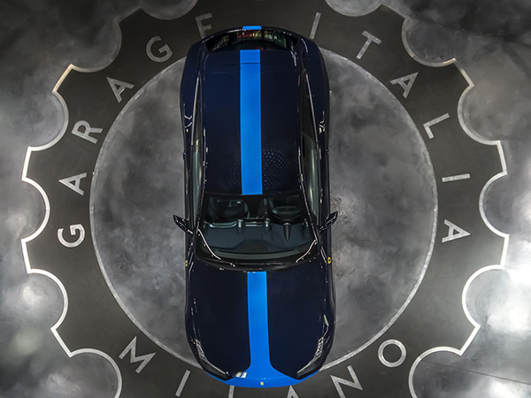 Thêm sắc xanh cho ngày xuân với Ferrari GTC4Azzurra - 2