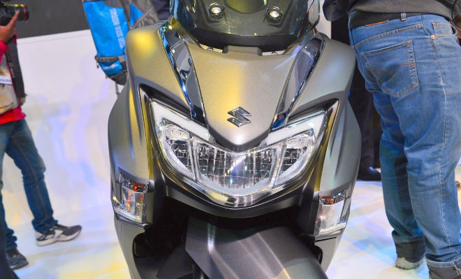 2018 Suzuki Burgman Street kình nhau với Yamaha NMAX - 3