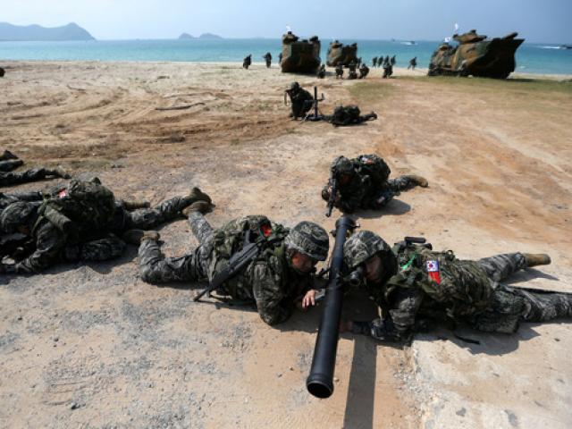 Thế giới - Cận cảnh Mỹ và 28 nước châu Á tập trận Hổ mang vàng