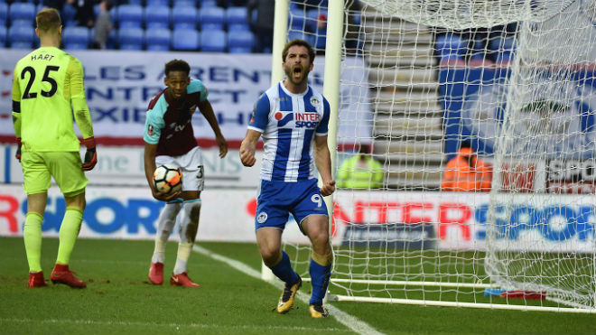 Wigan - Man City: Đụng độ &#34;Giant Killers&#34;, trả món nợ xưa - 2
