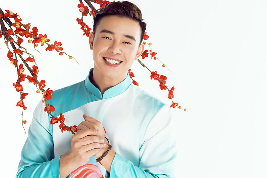 Sau thời gian thay mẹ trả nợ, Đông Hùng trở lại với âm nhạc - 2